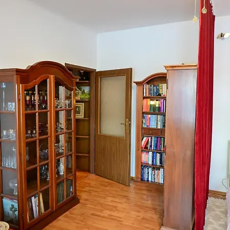 Harry Potter Inspired 2bdr Old Town Appartement Bratislava