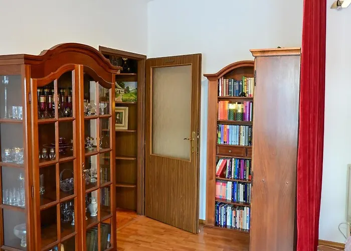 Harry Potter Inspired 2bdr Old Town Apartment Bratislava